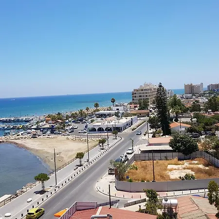 Fishing Marina View شقة
